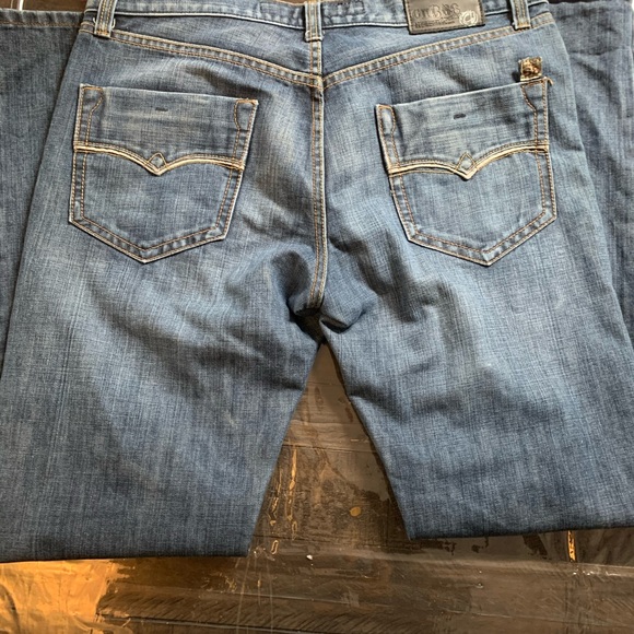 Men’s jeans - Picture 2 of 3